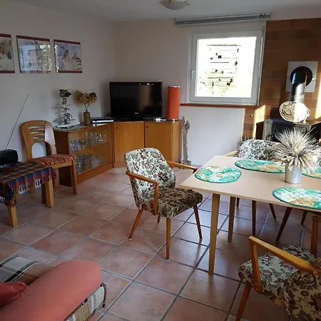 Quaint Bungalow In Klein Labenz With Jetty *